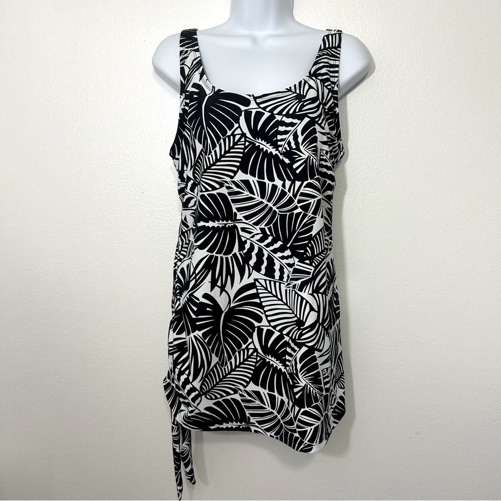 NWT Shore Shapes One Piece Side Tie Skirted Swimsuit